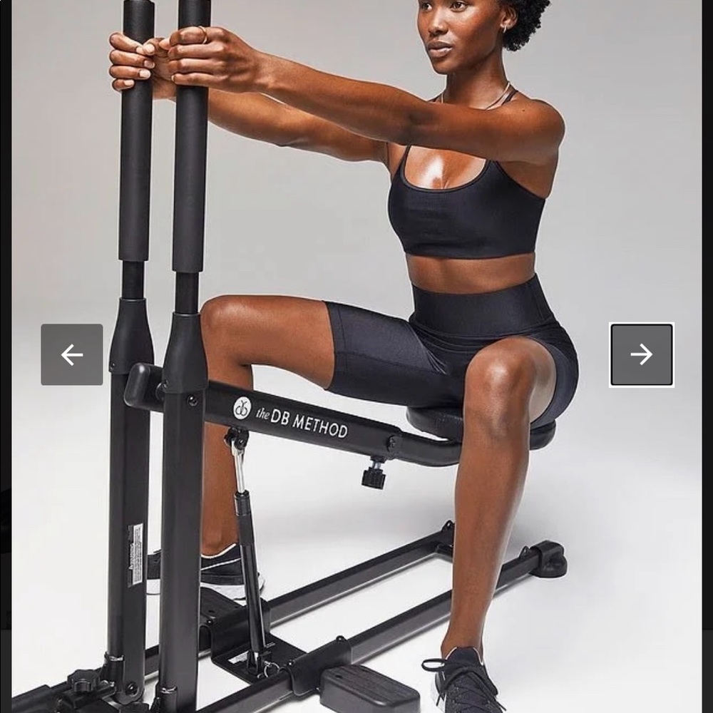 DB Method Squat Machine